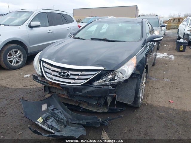 12500586 :رقم المزاد ، 5NPEC4AB2DH528460 vin ، 2013 Hyundai Sonata مزاد بيع