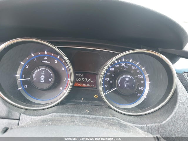 12500586 :رقم المزاد ، 5NPEC4AB2DH528460 vin ، 2013 Hyundai Sonata مزاد بيع