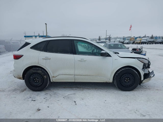12500607 :رقم المزاد ، 1FMCU9MN0PUA33008 vin ، 2023 Ford Escape St Line مزاد بيع