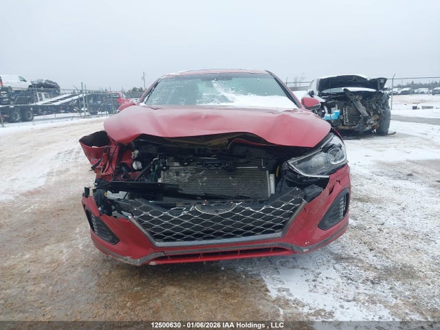 5NPE34AF9KH794476 Hyundai Sonata Essential