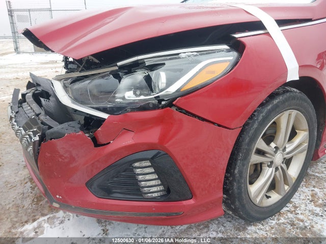 5NPE34AF9KH794476 Hyundai Sonata Essential