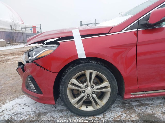 5NPE34AF9KH794476 Hyundai Sonata Essential