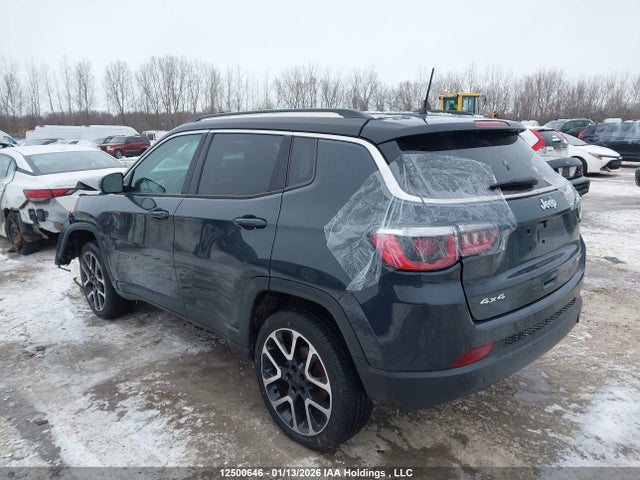 3C4NJDCB7JT107381 Jeep Compass Limited
