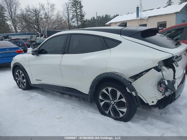 3FMTK3SU3NMA52988 Ford Mustang Mach-e Premium