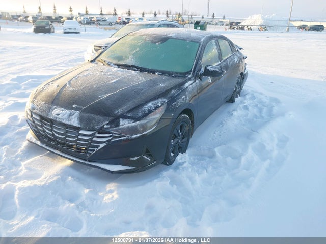 KMHLM4AG2PU382650 Hyundai Elantra