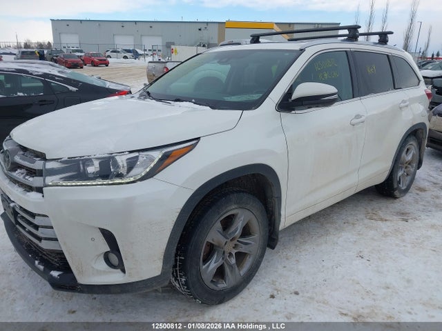 12500812 :رقم المزاد ، 5TDDZRFH0HS439748 vin ، 2017 Toyota Highlander Limited مزاد بيع