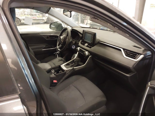 12500827 :رقم المزاد ، 2T3B1RFV4LC114825 vin ، 2020 Toyota Rav4 Le مزاد بيع