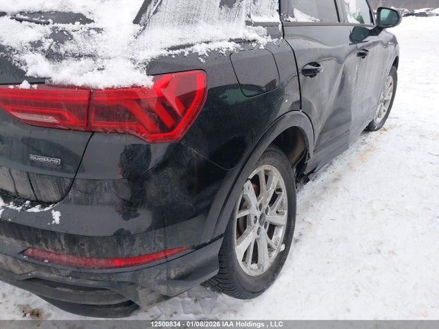 WA1DECF38R1031598 Audi Q3