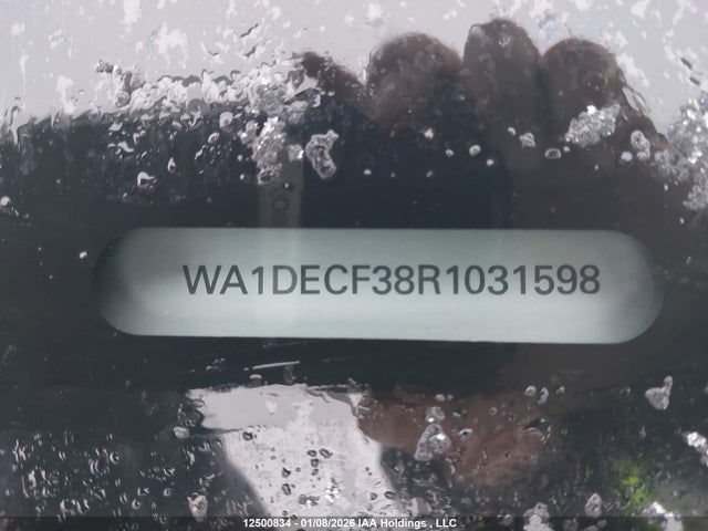 WA1DECF38R1031598 Audi Q3