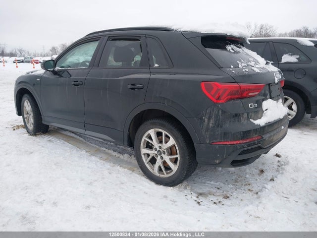 WA1DECF38R1031598 Audi Q3