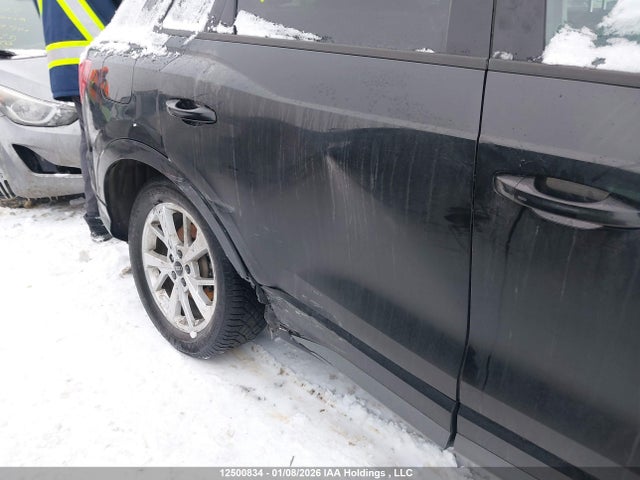 WA1DECF38R1031598 Audi Q3