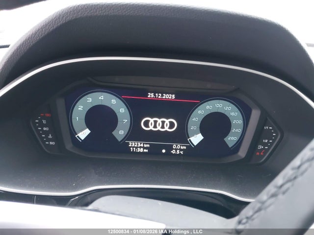 WA1DECF38R1031598 Audi Q3