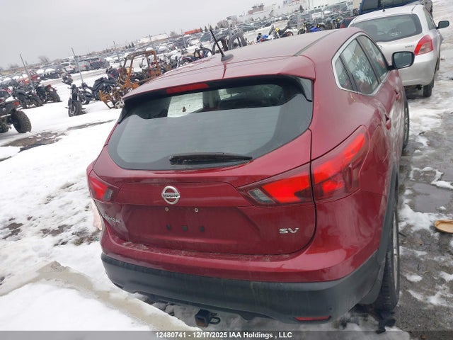 JN1BJ1CP3KW216688 Nissan Qashqai S 4dr2wd