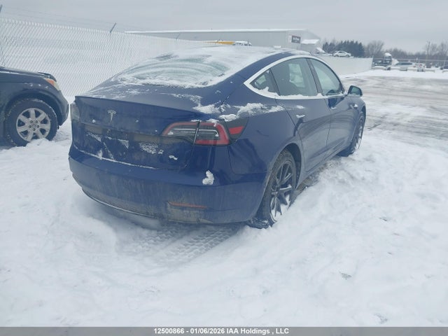 5YJ3E1EAXJF075734 Tesla MODEL 3