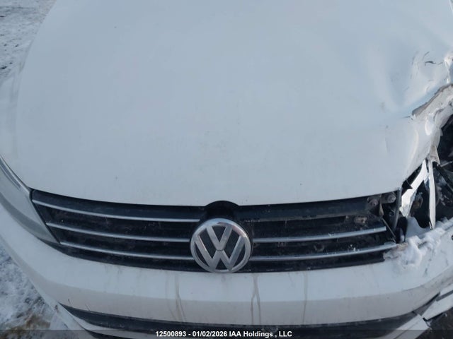 3VWB07AJ6FM427176 Volkswagen Jetta 1.8 Tsi Comfortline/1.8 Tsi Trendline+