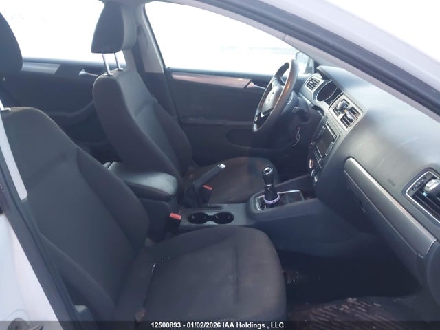 3VWB07AJ6FM427176 Volkswagen Jetta 1.8 Tsi Comfortline/1.8 Tsi Trendline+