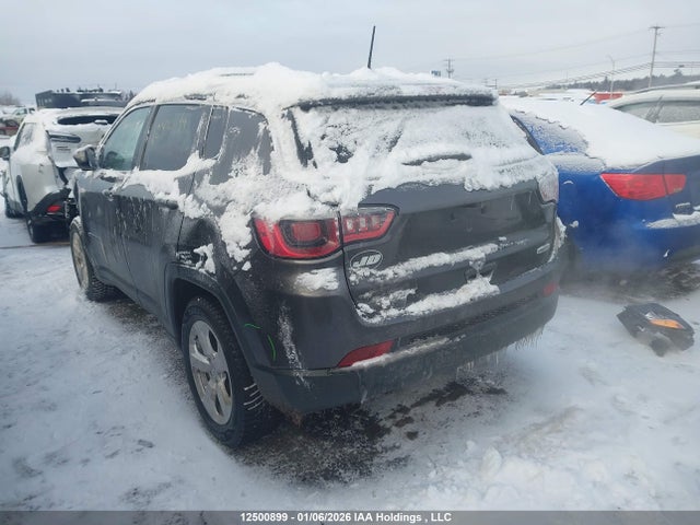 3C4NJCBBXJT442663 Jeep Compass Latitude