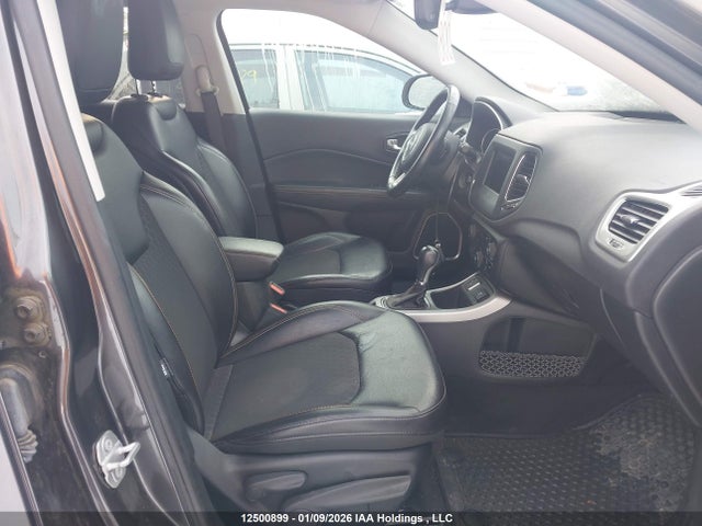3C4NJCBBXJT442663 Jeep Compass Latitude