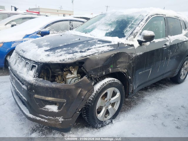 3C4NJCBBXJT442663 Jeep Compass Latitude