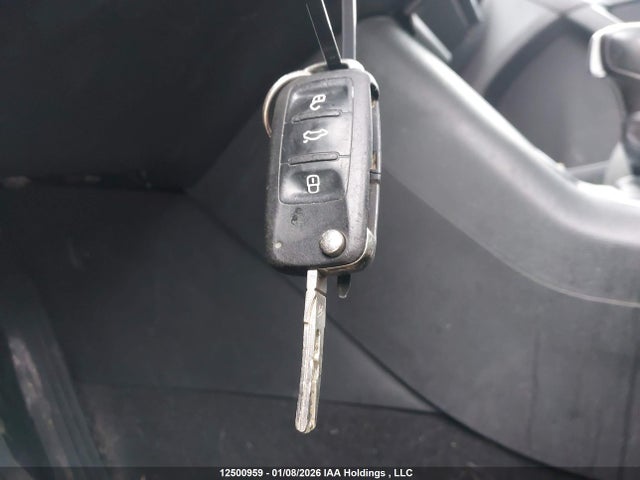 WVGHV7AX7FW517659 Volkswagen Tiguan S/se/sel/r-line