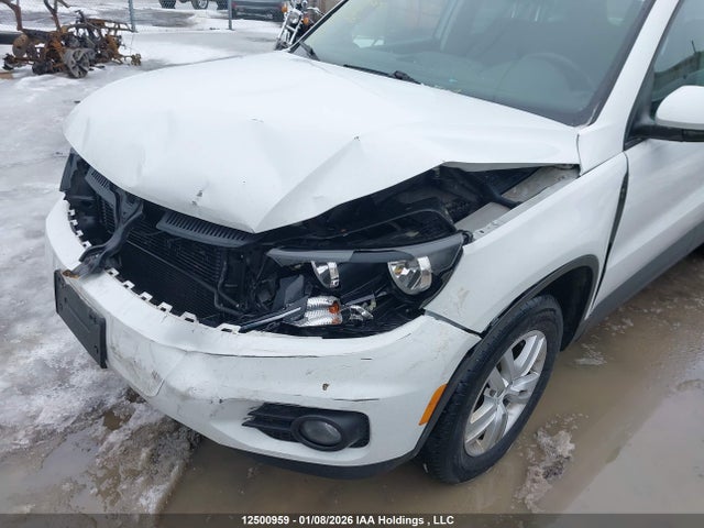 WVGHV7AX7FW517659 Volkswagen Tiguan S/se/sel/r-line
