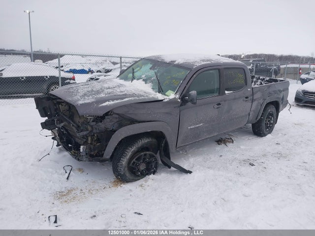 3TYDZ5BN7NT012636 Toyota Tacoma
