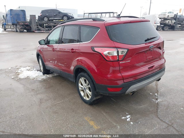 1FMCU0GD7JUD32601 Ford ESCAPE SE