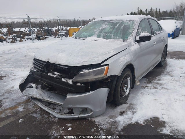 12501075 :رقم المزاد ، 3VW2K7AJXDM261283 vin ، 2013 Volkswagen Jetta 2.0l Trendline/2.0l Trendline+ مزاد بيع