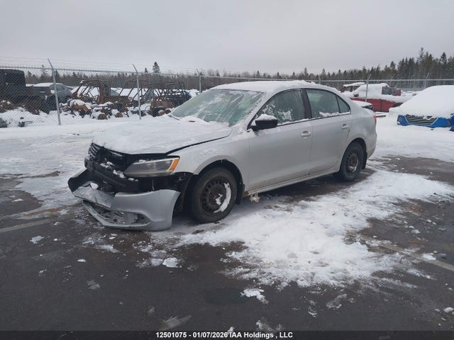 12501075 :رقم المزاد ، 3VW2K7AJXDM261283 vin ، 2013 Volkswagen Jetta 2.0l Trendline/2.0l Trendline+ مزاد بيع