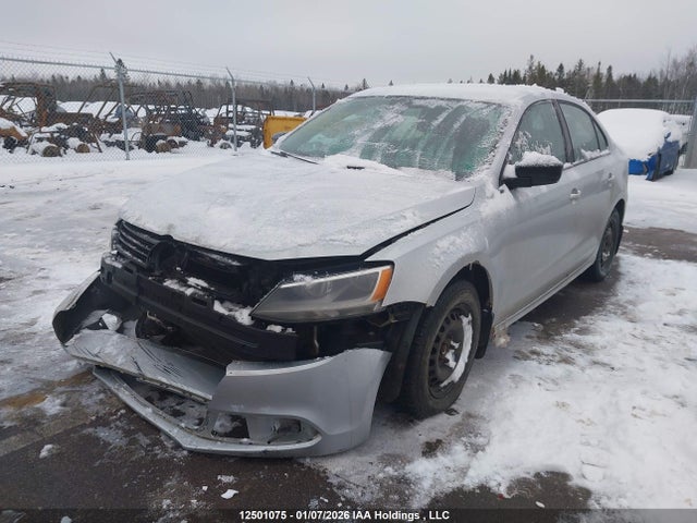 12501075 :رقم المزاد ، 3VW2K7AJXDM261283 vin ، 2013 Volkswagen Jetta 2.0l Trendline/2.0l Trendline+ مزاد بيع