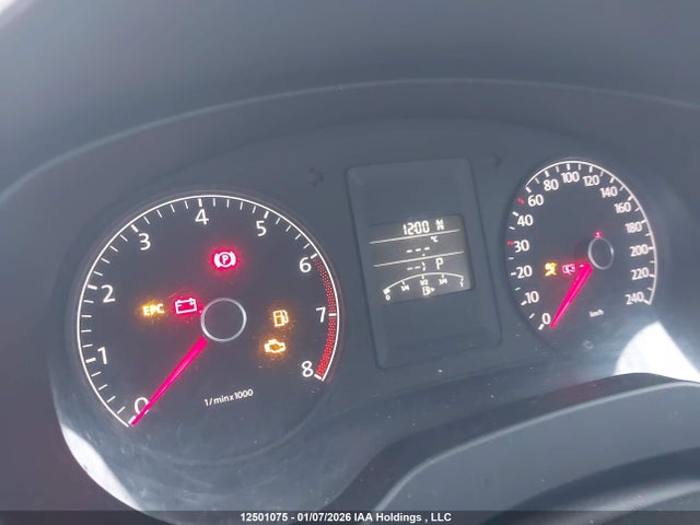 12501075 :رقم المزاد ، 3VW2K7AJXDM261283 vin ، 2013 Volkswagen Jetta 2.0l Trendline/2.0l Trendline+ مزاد بيع