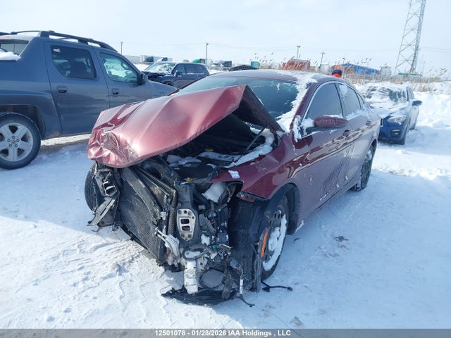 1C3CCCFB8FN647700 Chrysler 200 LX