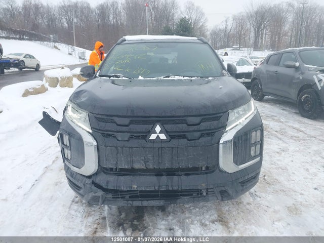 12501087 :رقم المزاد ، JA4AJVAW3NU604427 vin ، 2022 Mitsubishi Rvr مزاد بيع