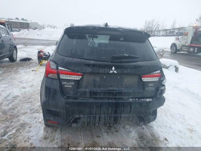 12501087 :رقم المزاد ، JA4AJVAW3NU604427 vin ، 2022 Mitsubishi Rvr مزاد بيع