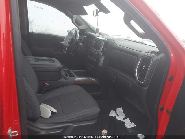 1GCUYEEDXMZ375060 Chevrolet Silverado 1500 Rst