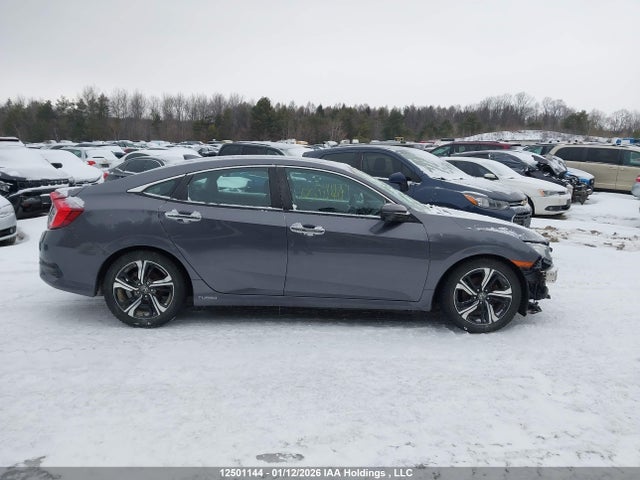 2HGFC1F95JH108075 Honda Civic Touring