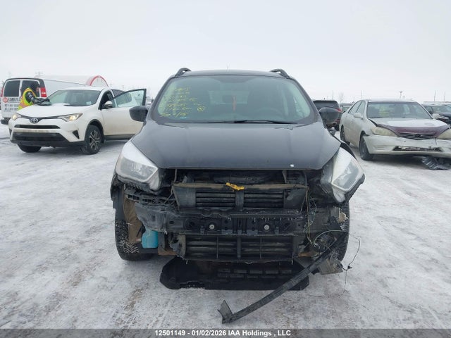 1FMCU9GDXJUB89485 Ford ESCAPE SE