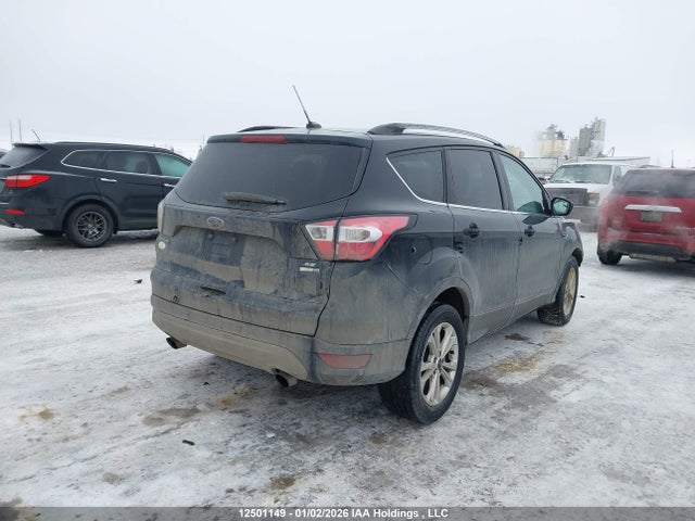 1FMCU9GDXJUB89485 Ford ESCAPE SE