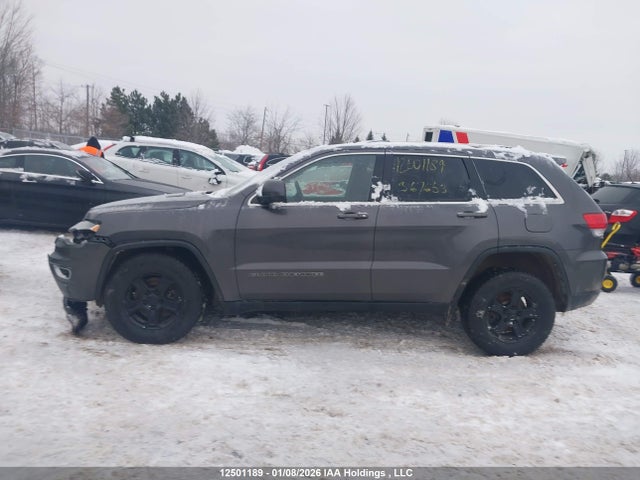 1C4RJFAGXJC367653 Jeep Grand Cherokee Laredo