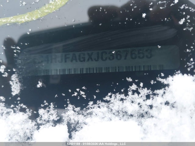 1C4RJFAGXJC367653 Jeep Grand Cherokee Laredo