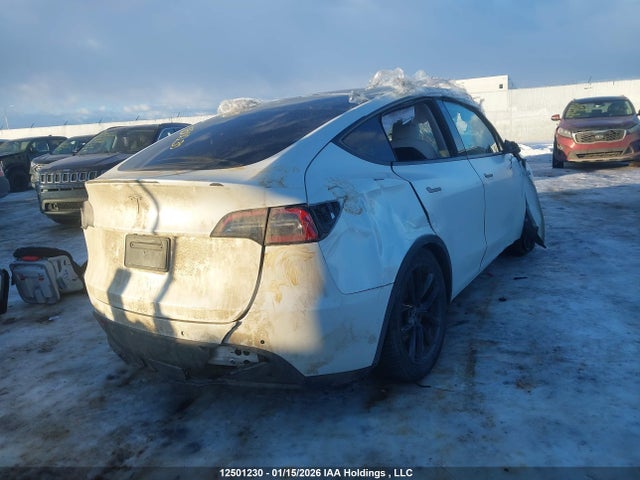 7SAYGDEF8NF530148 Tesla Model Y Performance