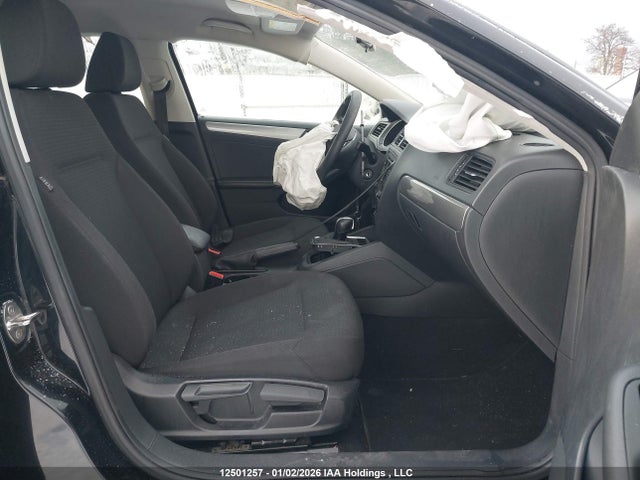3VW2K7AJ8FM223277 Volkswagen JETTA S