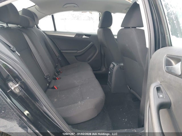 3VW2K7AJ8FM223277 Volkswagen JETTA S