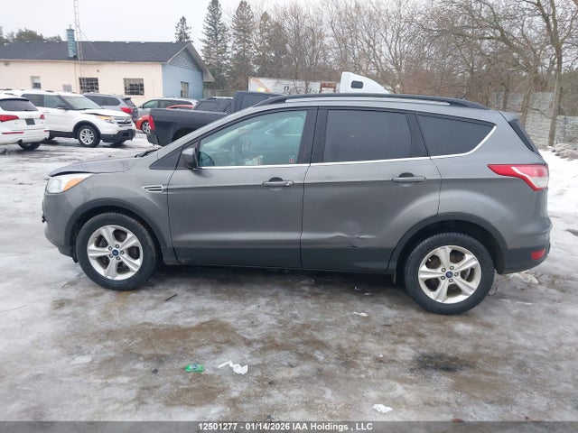 1FMCU0GX5EUA00463 Ford ESCAPE SE