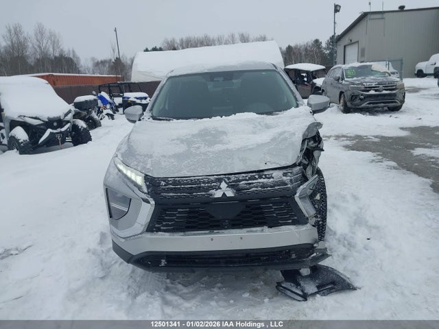 JA4ATUAA8SZ611431 Mitsubishi Eclipse Cross Es