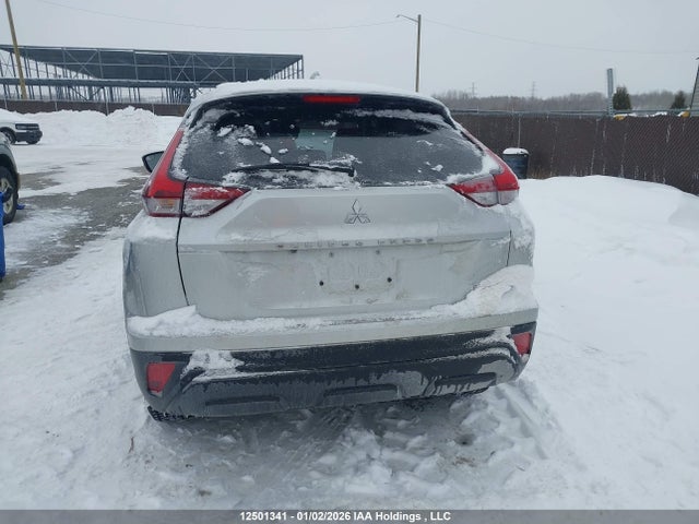 JA4ATUAA8SZ611431 Mitsubishi Eclipse Cross Es