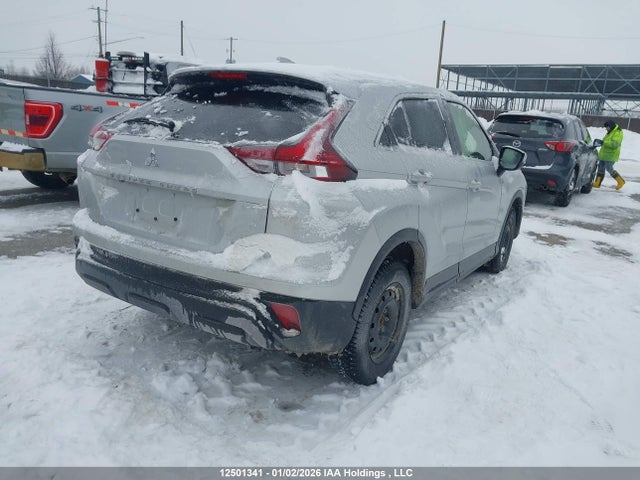 JA4ATUAA8SZ611431 Mitsubishi Eclipse Cross Es