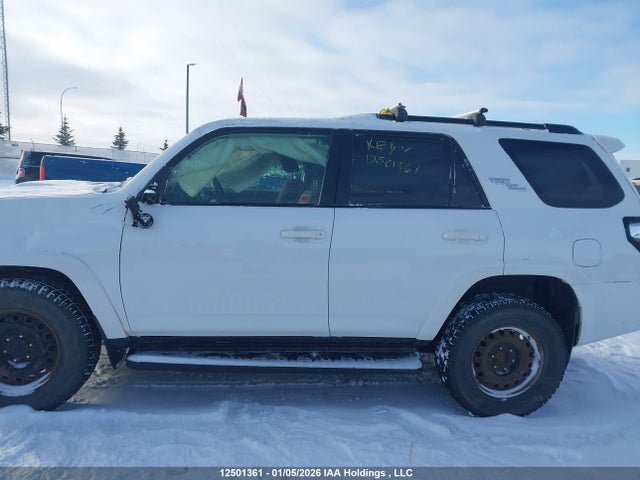 JTERU5JR5N6038992 Toyota 4runner