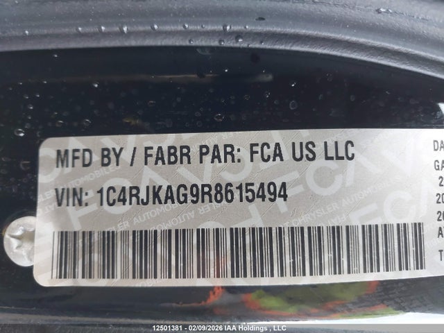 1C4RJKAG9R8615494 Jeep Grand Cherokee L Laredo