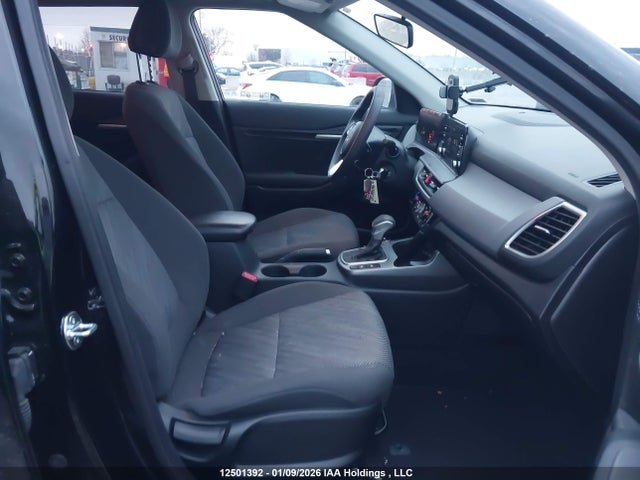 KNDEP2AA5R7607956 KIA Seltos